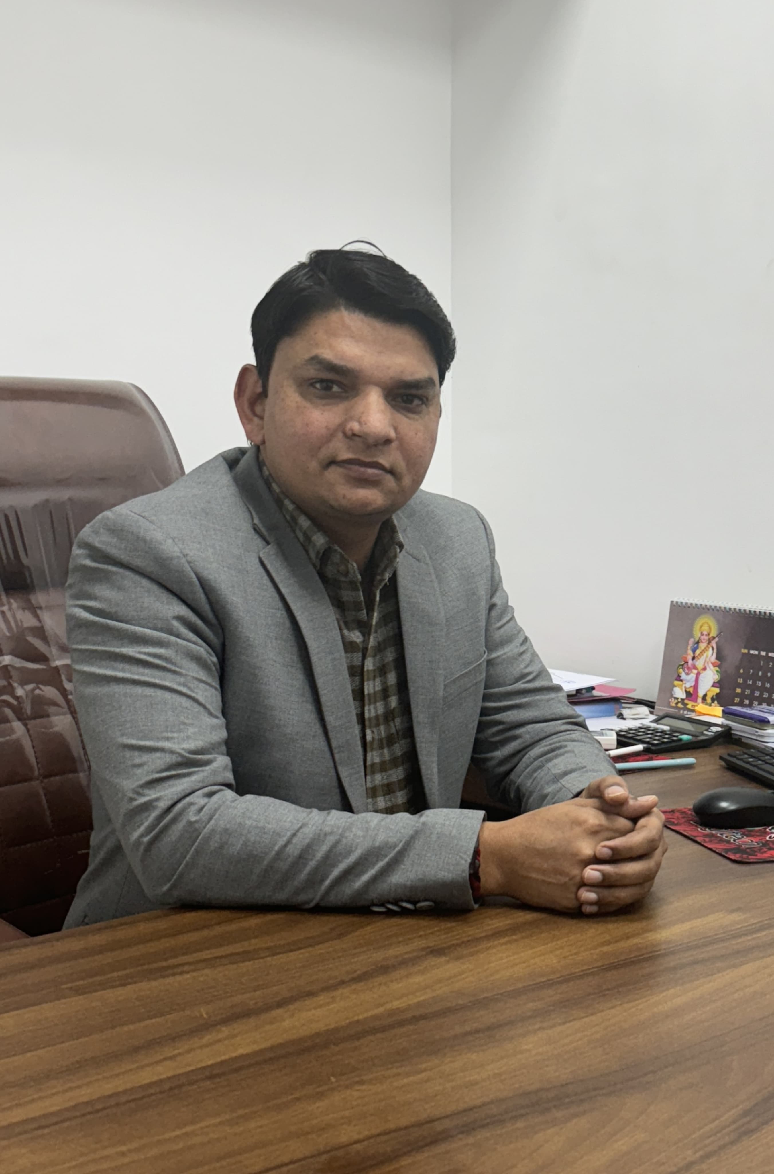 Dr. Ravikant Image